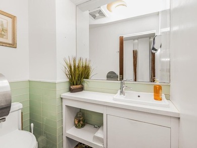 Unlock the potential of this strategically located multi-family - photo 4