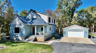 (private lake, pond, creek) Home Sale Pending in Hinton West Virginia