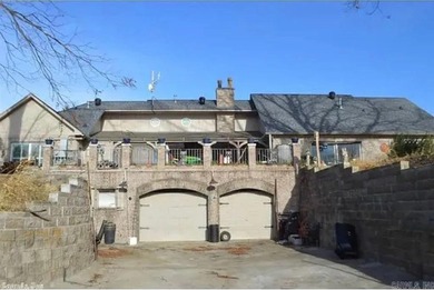 A rare opportunity to own a remarkable custom stone home - photo 3