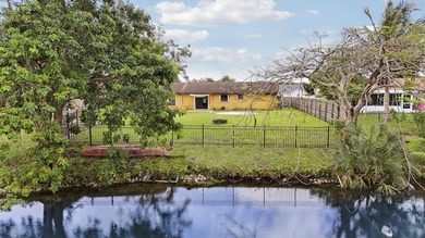 UPDATE: NEW ROOF coming-soon! Call for details! Canal front - photo 6
