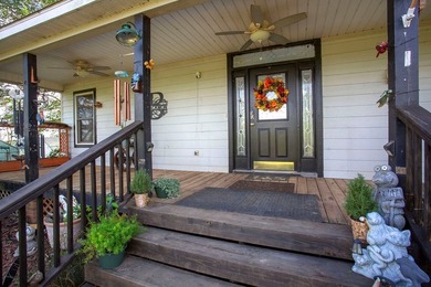 Discover an extraordinary 500 +/- acres of prime land, perfect - photo 3