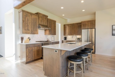 Fully furnished and lightly lived in, this luxury Milepost 1 - photo 12