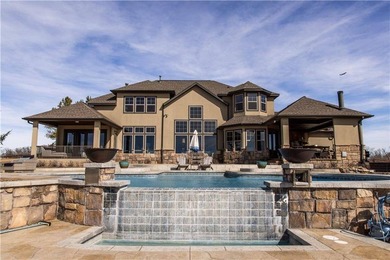 Stunning 40-acre one-of-a-kind equestrian estate with panoramic - photo 26