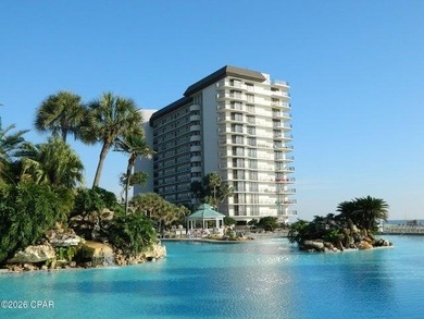 Incredible glass-front unit! Experience the ultimate coastal - photo 30