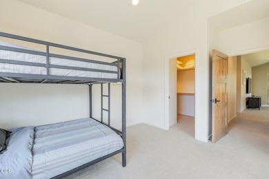 Fully furnished and lightly lived in, this luxury Milepost 1 - photo 38