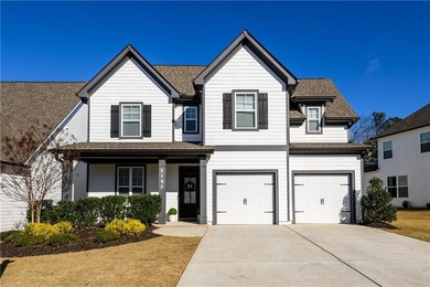 Lake Lanier Home For Sale in Flowery Branch Georgia