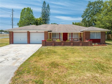 Lake Home For Sale in Kissimmee, Florida