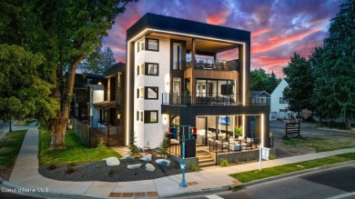 Lake Home For Sale in Coeur d Alene, Idaho