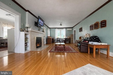 **SELLER IS OFFERING A 10,000 SELLERS CONCESSION W/ ACCEPTABLE - photo 7