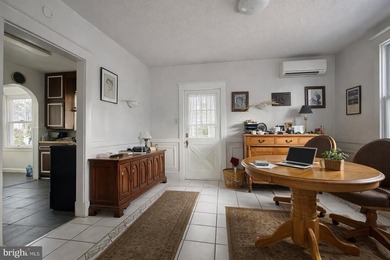 **SELLER IS OFFERING A 10,000 SELLERS CONCESSION W/ ACCEPTABLE - photo 10