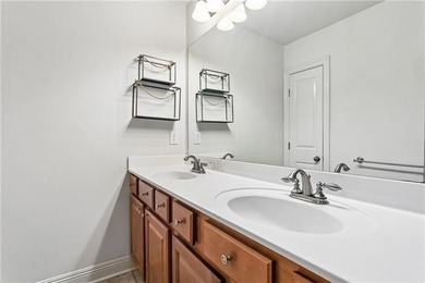 Spacious townhouse in Mandeville, just minutes from the Causeway - photo 11