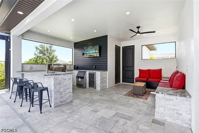 Custom-built 2024 waterfront estate with propane gas cooking - photo 3