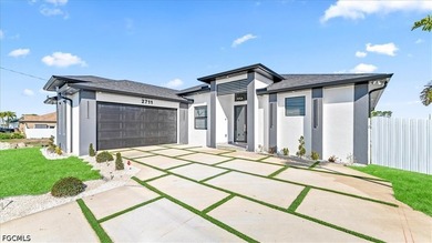 Welcome to your dream home! Nestled on a spacious lot, in front - photo 1