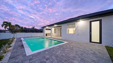 Welcome to your dream home! Nestled on a spacious lot, in front - photo 8