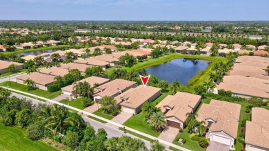 (private lake, pond, creek) Home For Sale in Boynton Beach Florida