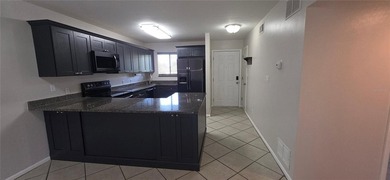 Beautifully Updated 2BR/2BA Condo in Harbor Pines - Move-In - photo 3
