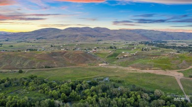 Black Canyon Reservoir Acreage For Sale in Montour Idaho