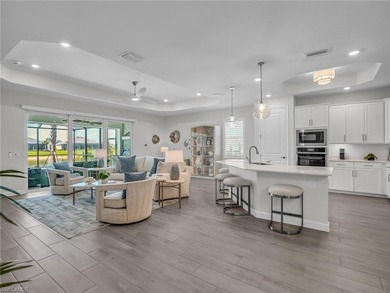 Experience luxury living in this exceptional BUNDLED GOLF - photo 8