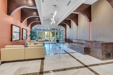 Welcome to your elegant urban oasis in the heart of downtown - photo 2