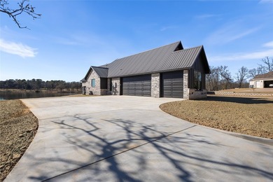 New 2025 construction waterfront home located in the desirable - photo 39