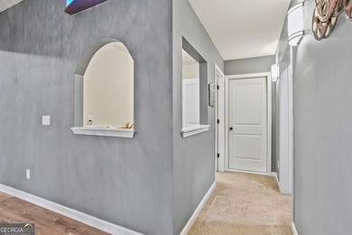 Amazing home in prime location!! Two story, traditional home - photo 44