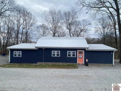 Lake Home For Sale in Benton, Kentucky
