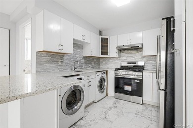 Duplex Penthouse Condo with Outdoor Space and Deeded Parking in - photo 6