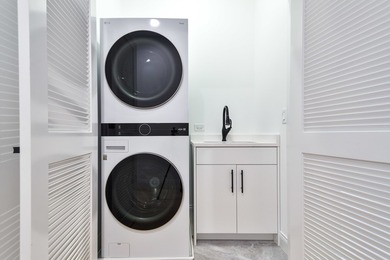 Experience elevated living in this sun-filled 2024-built 3 bed - photo 12