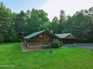 Welcome to Mayland Farm, an extraordinary opportunity to own one - photo 17