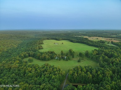 Welcome to Mayland Farm, an extraordinary opportunity to own one - photo 19