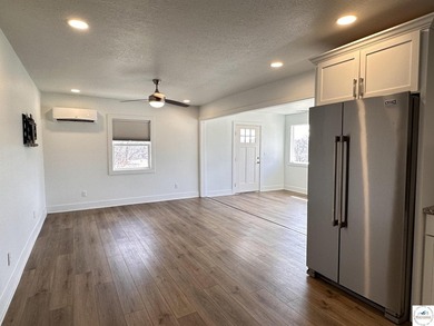 Fully Remodeled Home on 4 lots in a quiet lake development in - photo 21