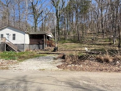 Cozy cabin or starter home. This house offers it allplete with 2 - photo 22