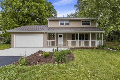 Nestled on a beautiful 1.1-acre lot in a peaceful country - photo 1