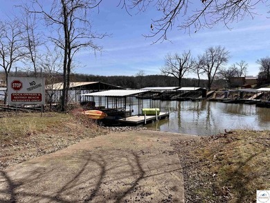 Fully Remodeled Home on 4 lots in a quiet lake development in - photo 45