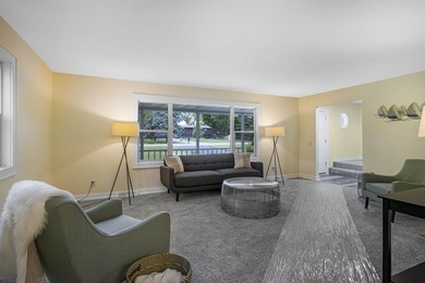Nestled on a beautiful 1.1-acre lot in a peaceful country - photo 6