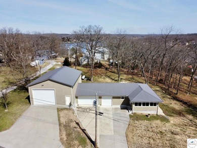 Fully Remodeled Home on 4 lots in a quiet lake development in - photo 49