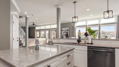 Unparalleled luxury meets carefree lake living in this stunning - photo 13