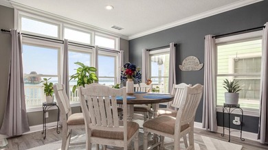 Unparalleled luxury meets carefree lake living in this stunning - photo 15