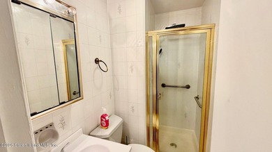 WELCOME TO THIS EXTRA LARGE 22X53 HI-RANCH A 1 FAMILY SEMI 4 - photo 19