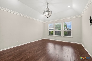 Beautifully maintained two story brick 4-bedroom, 3.5-bathroom - photo 20