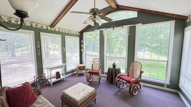 Very well maintained and peaceful location! This 3 bed / 2 bath - photo 22