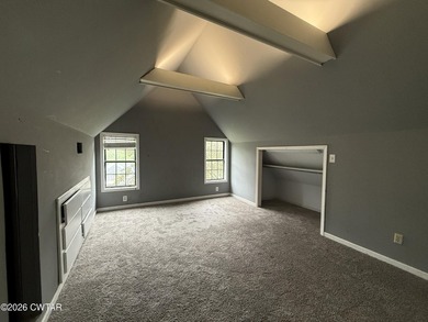 This 6 bedroom 4.5 bath home on Beech Lake in the Eastern Shores - photo 25