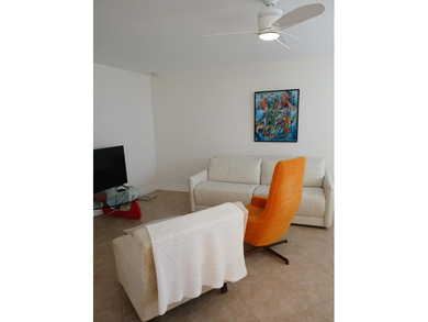 VILLA Lake View End Unit, all diagonal tile floors throughout - photo 30