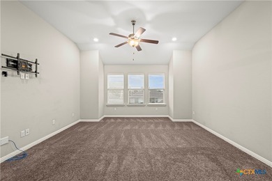 Beautifully maintained two story brick 4-bedroom, 3.5-bathroom - photo 31