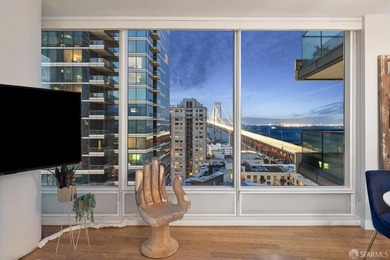 Back on market, One Rincon Hill where iconic views, exquisite - photo 4