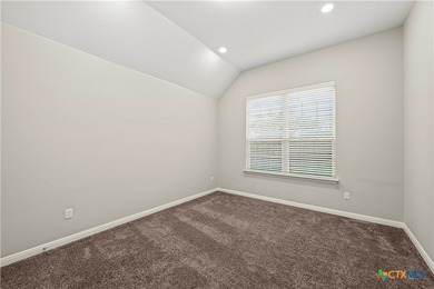 Beautifully maintained two story brick 4-bedroom, 3.5-bathroom - photo 35