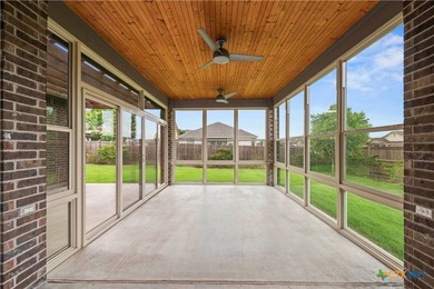 Beautifully maintained two story brick 4-bedroom, 3.5-bathroom - photo 43