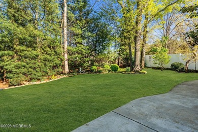 Welcome to this expansive 5-bedroom, 3 full bathroom home - photo 50