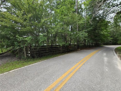 Suwannee River - Gilchrest County Lot Sale Pending in Bell Florida