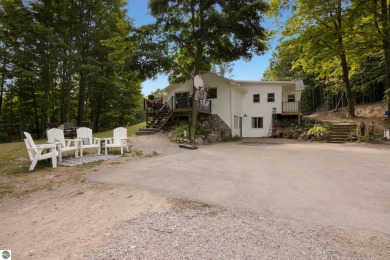 Lake Home For Sale in Lake Leelanau, Michigan